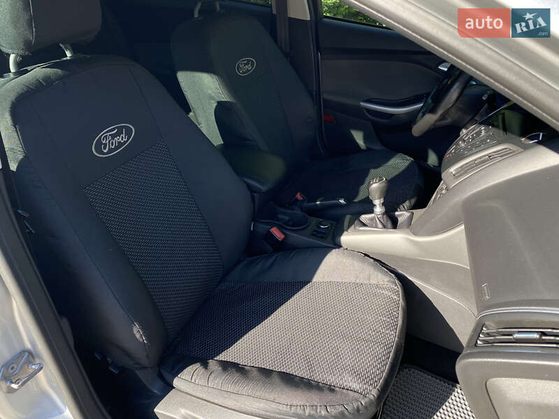 Универсал Ford Focus 2013 в Киеве фото 27 Универсал Ford Focus 2013 в Киеве
