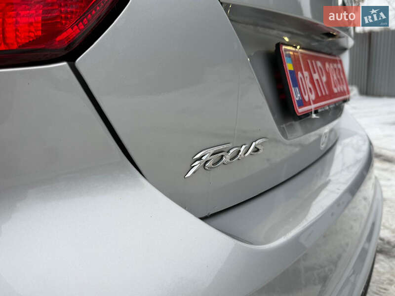 Хэтчбек Ford Focus 2011 в Луцке