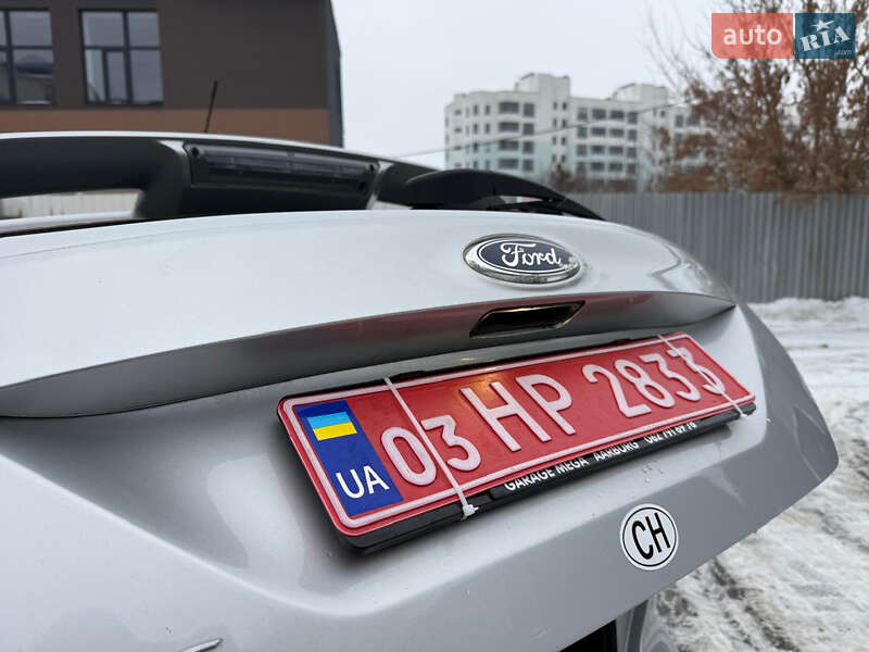 Хэтчбек Ford Focus 2011 в Луцке