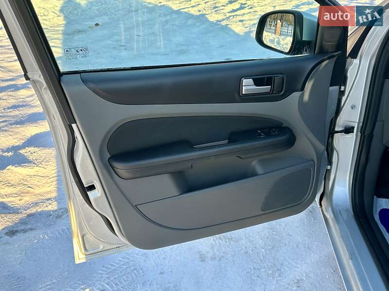 Универсал Ford Focus 2010 в Владимирце