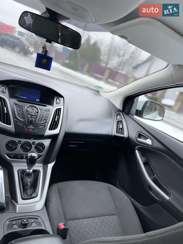 Универсал Ford Focus 2013 в Долине