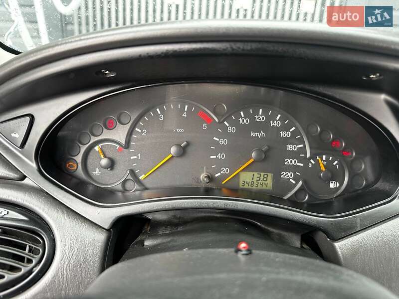 Универсал Ford Focus 2004 в Каменец-Подольском