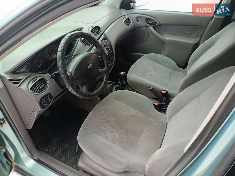 Седан Ford Focus 2000 в Житомире