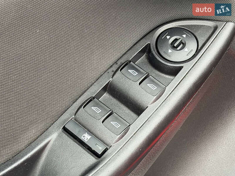 Хетчбек Ford Focus 2017 в Харкові фото 12 Хетчбек Ford Focus 2017 в Харкові