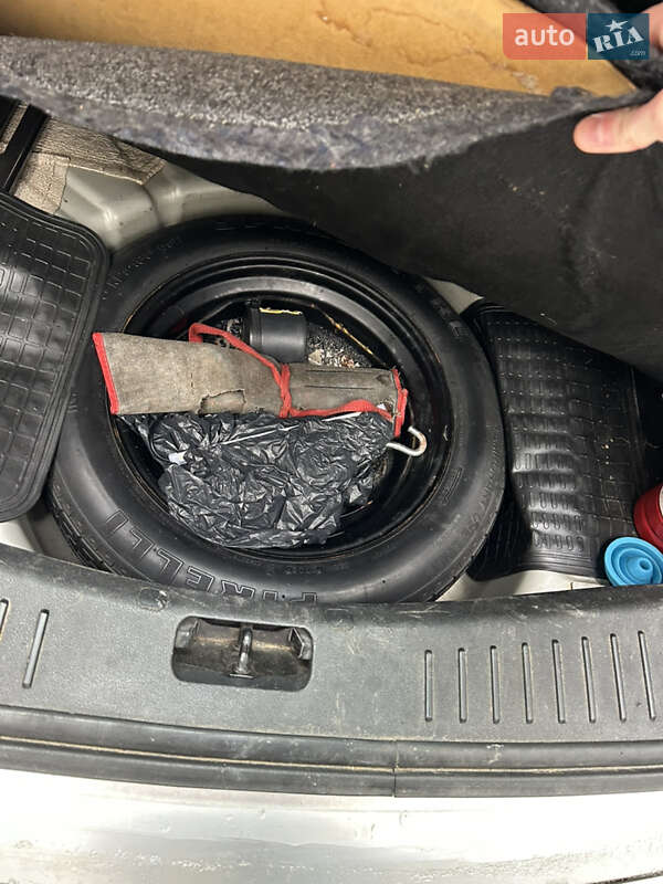 Хетчбек Ford Focus 2006 в Поляниці фото 16 Хетчбек Ford Focus 2006 в Поляниці