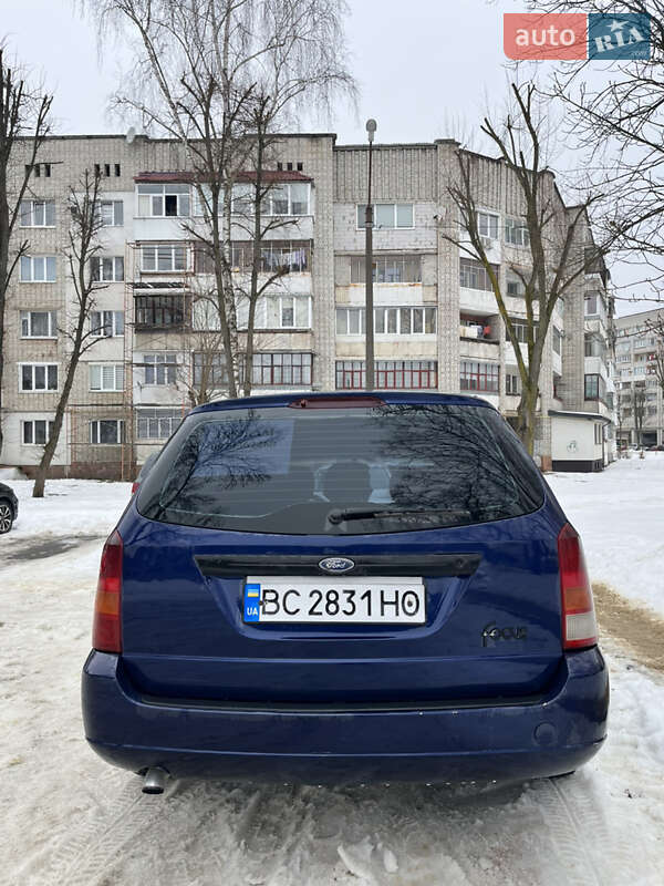 Универсал Ford Focus 1999 в Новояворовске