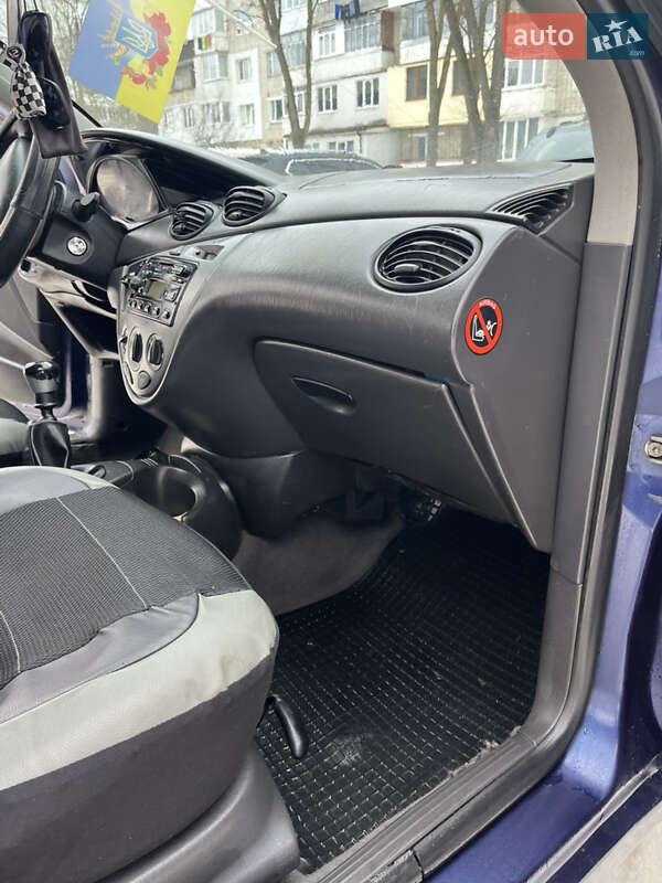Универсал Ford Focus 1999 в Новояворовске