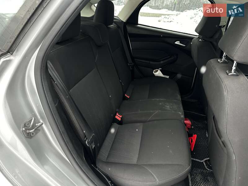 Хетчбек Ford Focus 2015 в Львові