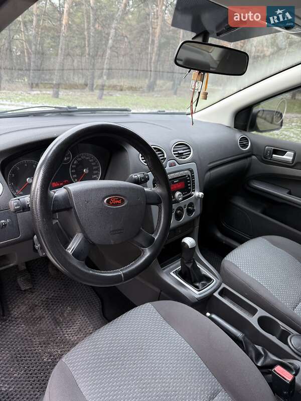 Седан Ford Focus 2007 в Каменском фото 5 Седан Ford Focus 2007 в Каменском