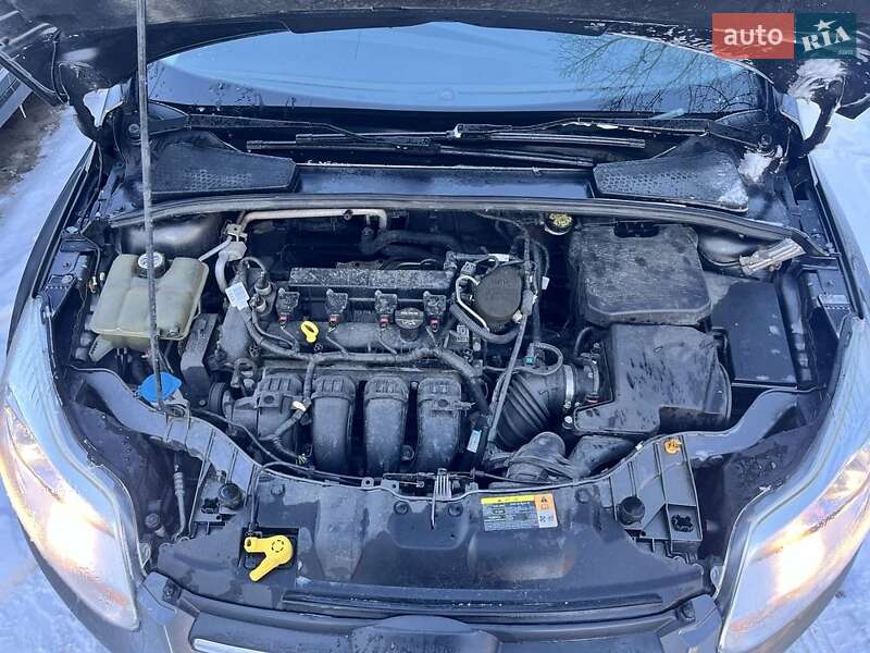 Хэтчбек Ford Focus 2012 в Сумах