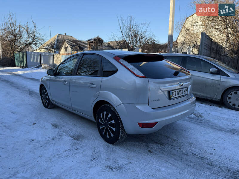 Хэтчбек Ford Focus 2008 в Кременчуге