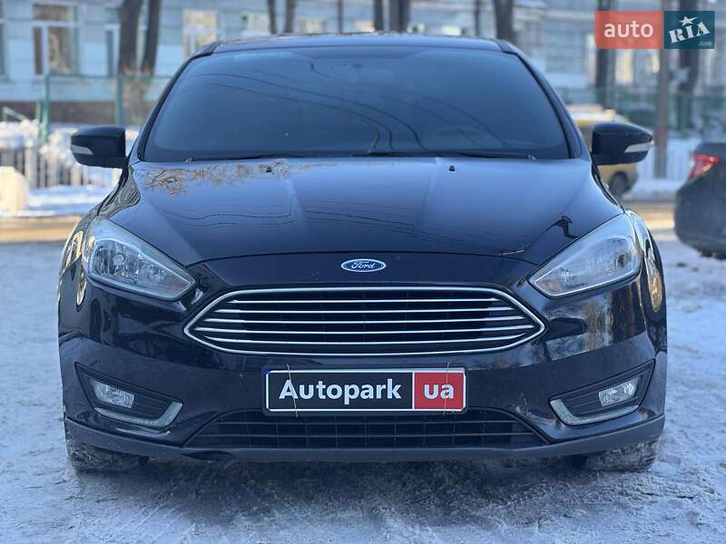Хэтчбек Ford Focus 2017 в Киеве