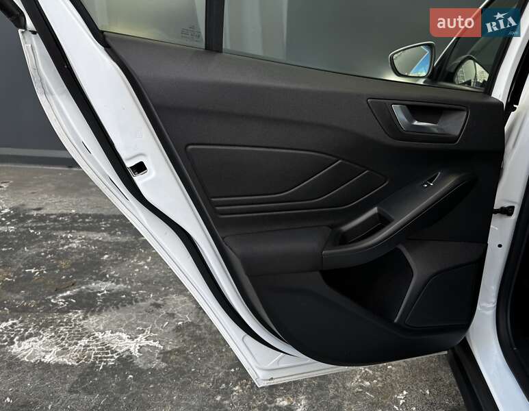 Хетчбек Ford Focus 2020 в Києві фото 37 Хетчбек Ford Focus 2020 в Києві