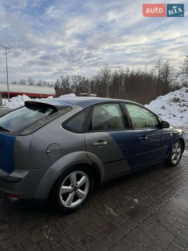 Хэтчбек Ford Focus 2005 в Львове
