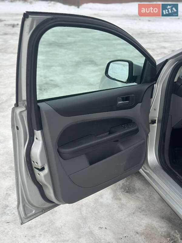 Универсал Ford Focus 2008 в Коломые фото 37 Универсал Ford Focus 2008 в Коломые