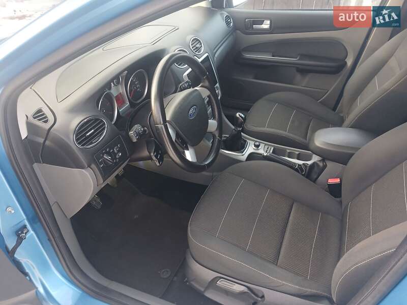 Хэтчбек Ford Focus 2009 в Львове
