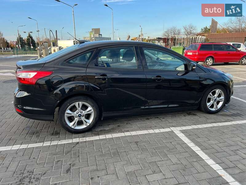 Седан Ford Focus 2014 в Дніпрі