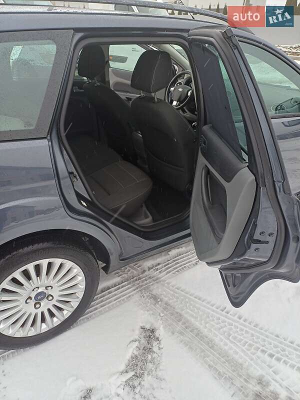 Универсал Ford Focus 2010 в Калуше