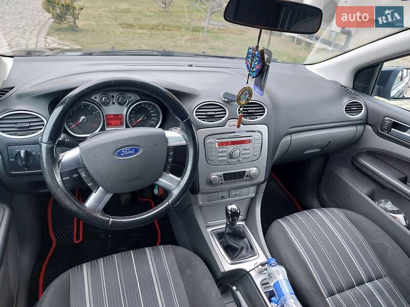 Хэтчбек Ford Focus 2008 в Ужгороде