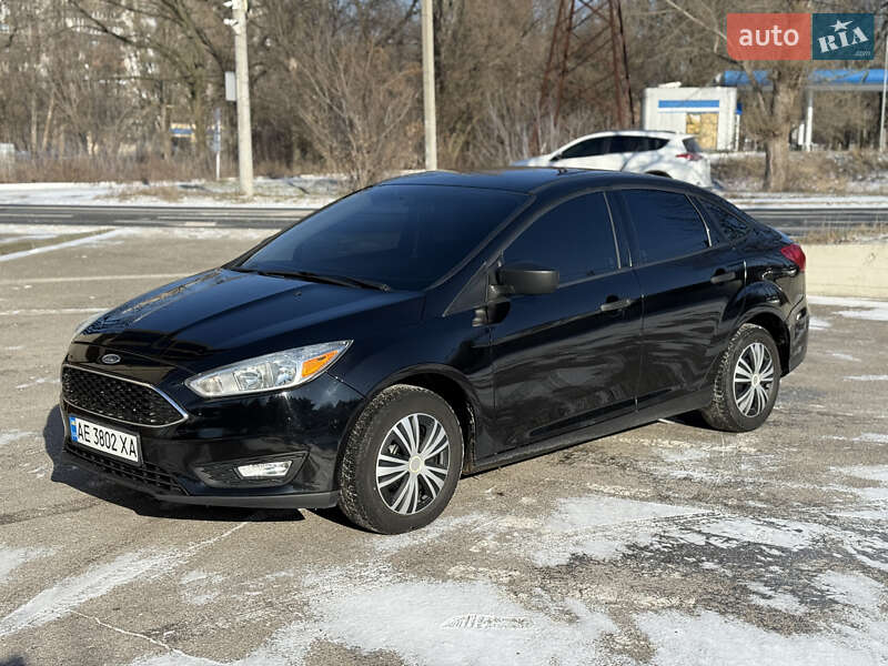 Седан Ford Focus 2017 в Дніпрі фото 3 Седан Ford Focus 2017 в Дніпрі