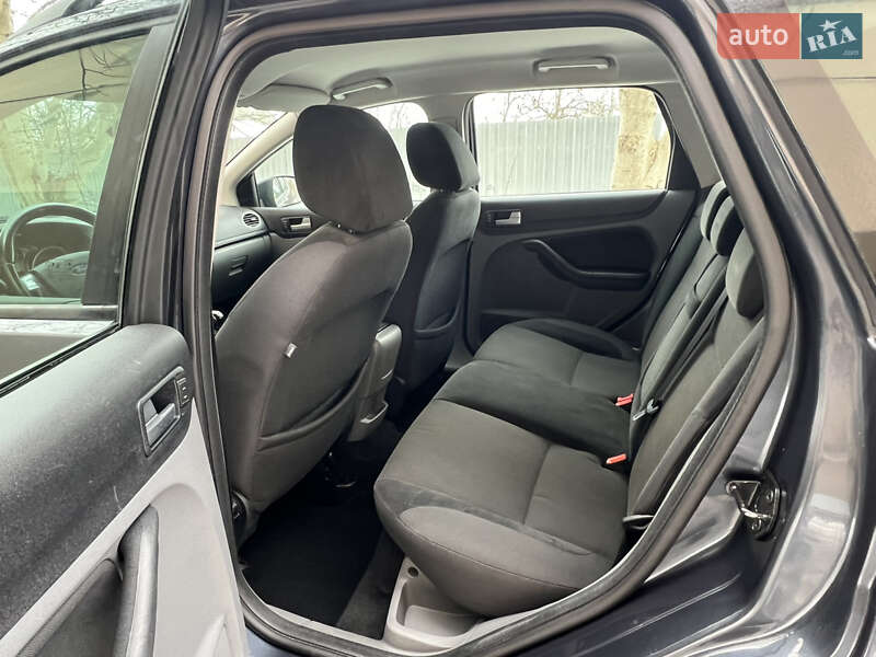 Універсал Ford Focus 2010 в Тернополі фото 22 Універсал Ford Focus 2010 в Тернополі