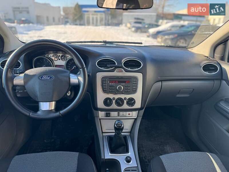 Хэтчбек Ford Focus 2011 в Черкассах фото 6 Хэтчбек Ford Focus 2011 в Черкассах
