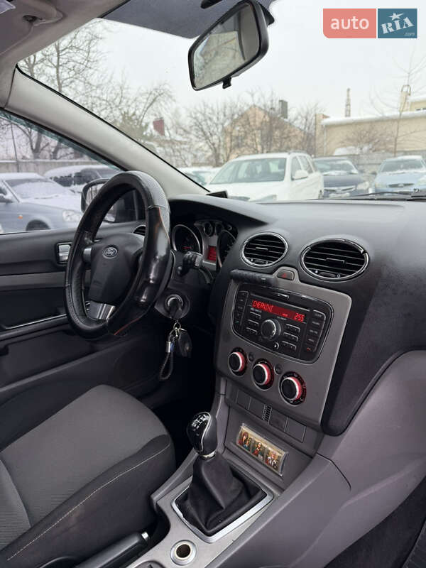Седан Ford Focus 2010 в Чернігові фото 17 Седан Ford Focus 2010 в Чернігові