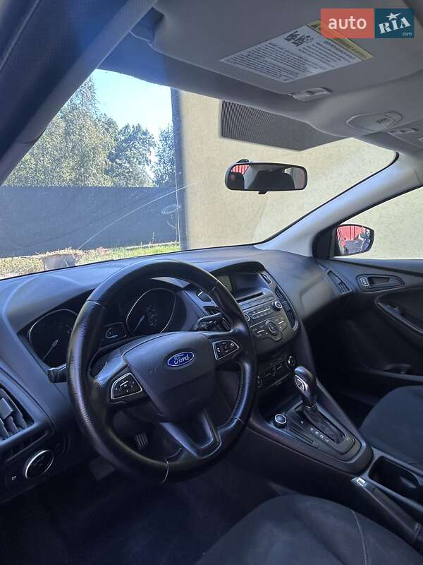 Седан Ford Focus 2015 в Киеве фото 7 Седан Ford Focus 2015 в Киеве