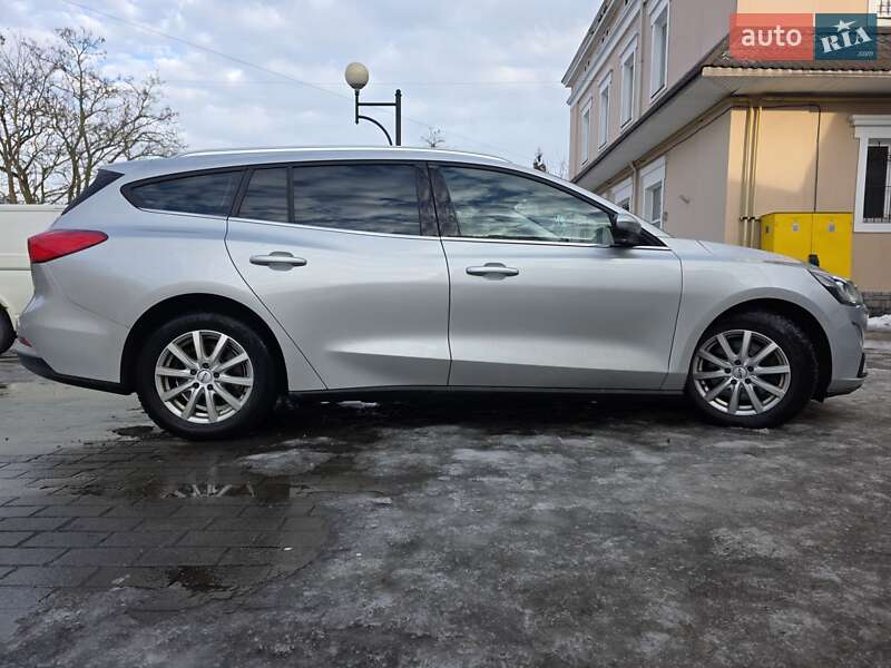 Универсал Ford Focus 2019 в Львове фото 29 Универсал Ford Focus 2019 в Львове