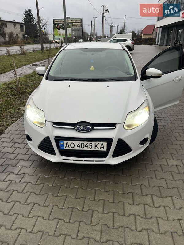 Седан Ford Focus 2013 в Ужгороде фото 15 Седан Ford Focus 2013 в Ужгороде