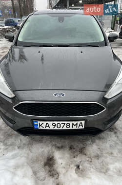 Хэтчбек Ford Focus 2016 в Киеве