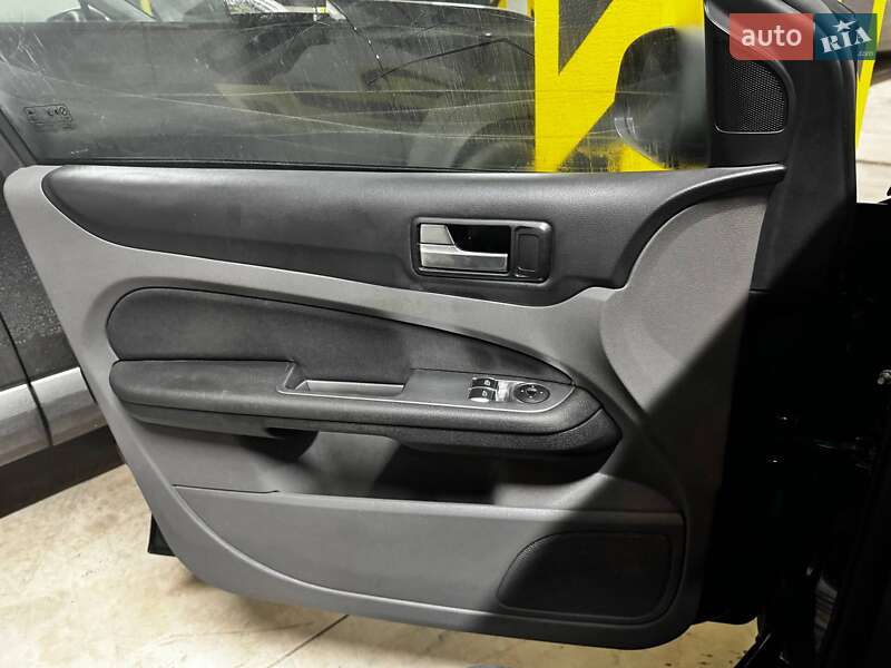 Хетчбек Ford Focus 2011 в Одесі