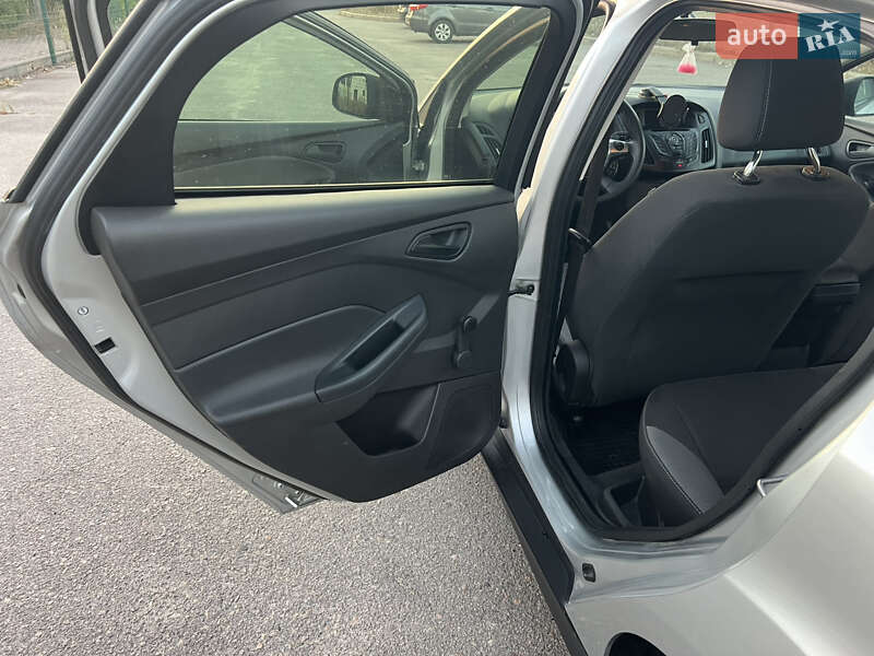 Седан Ford Focus 2012 в Запоріжжі