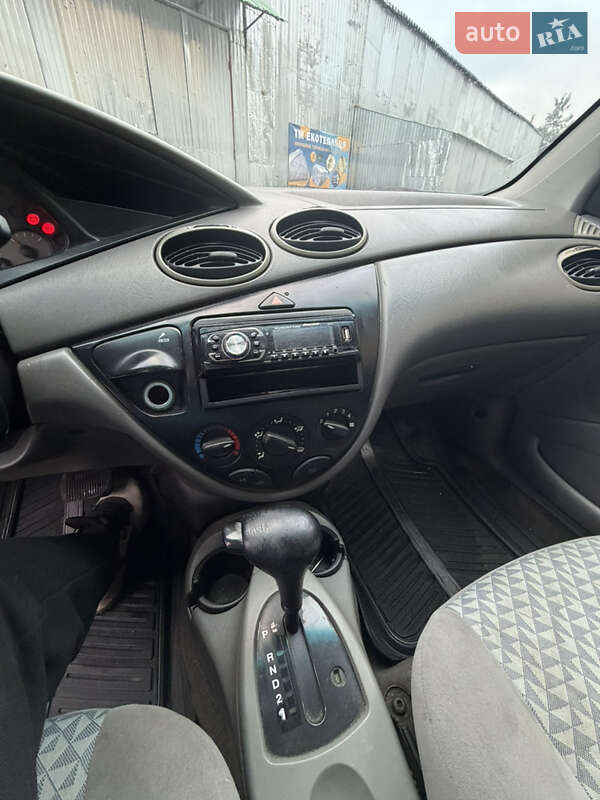 Седан Ford Focus 2001 в Киеве фото 16 Седан Ford Focus 2001 в Киеве