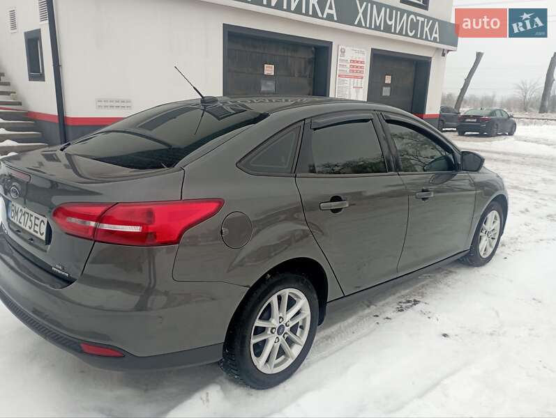 Седан Ford Focus 2016 в Киеве фото 4 Седан Ford Focus 2016 в Киеве