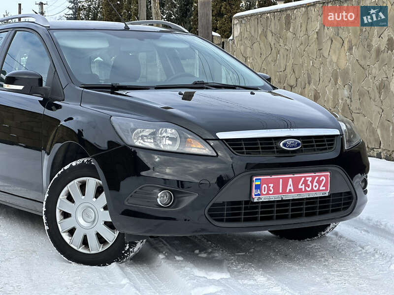 Универсал Ford Focus 2010 в Луцке фото 3 Универсал Ford Focus 2010 в Луцке