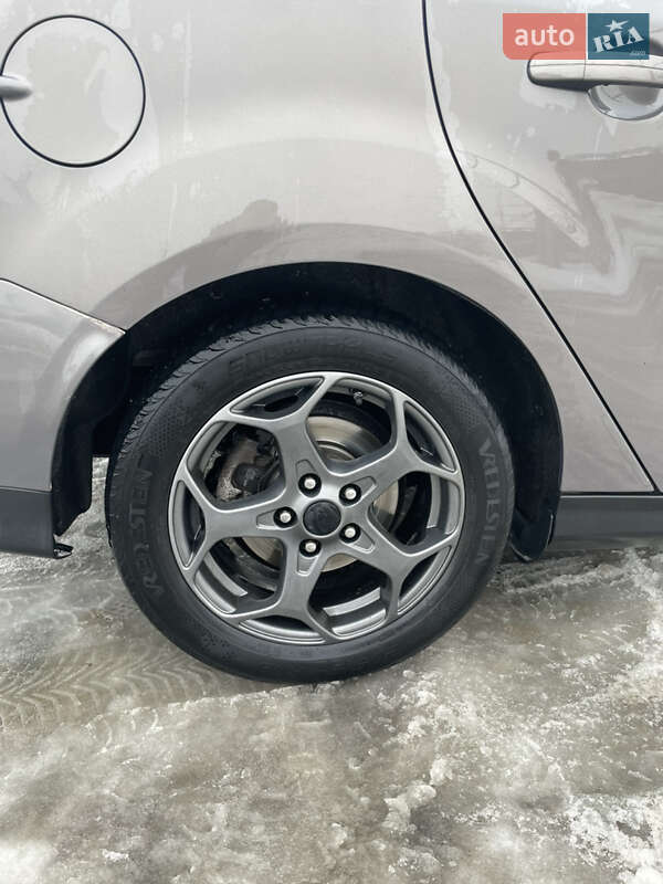 Универсал Ford Focus 2012 в Стрые