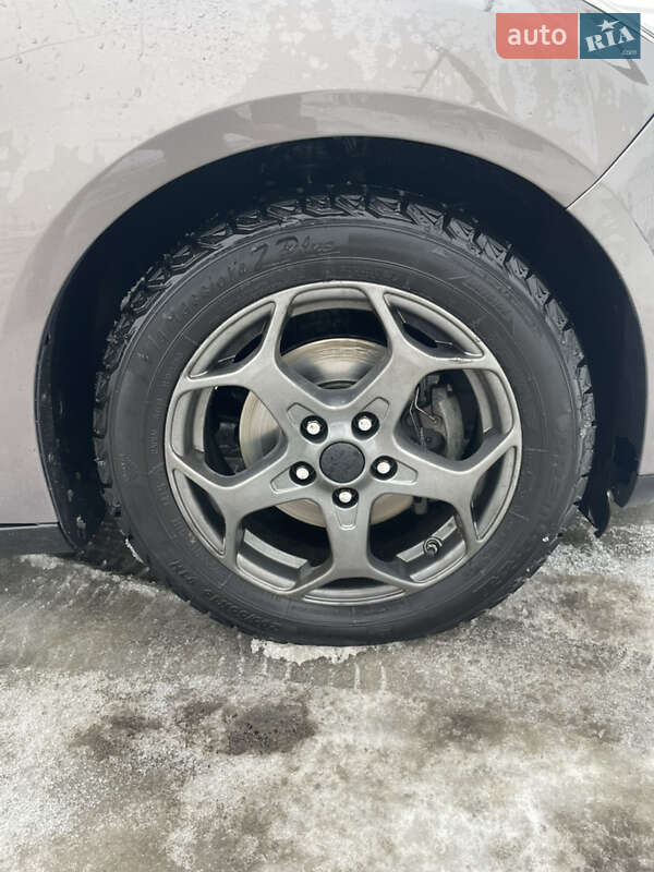 Универсал Ford Focus 2012 в Стрые