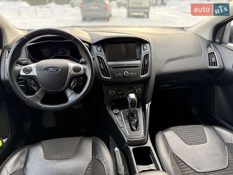 Хэтчбек Ford Focus 2017 в Городке
