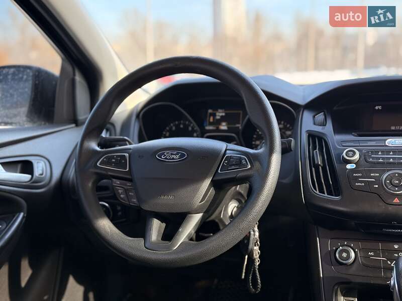 Седан Ford Focus 2017 в Киеве