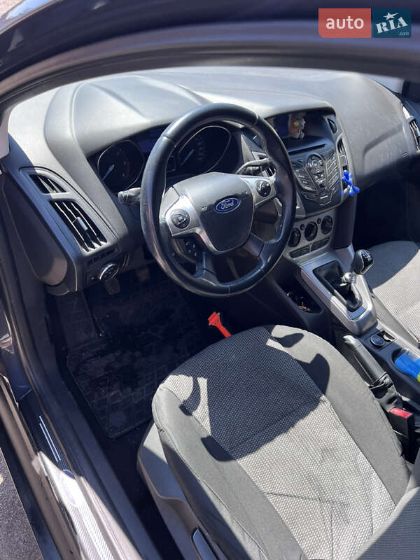 Универсал Ford Focus 2013 в Луцке фото 10 Универсал Ford Focus 2013 в Луцке