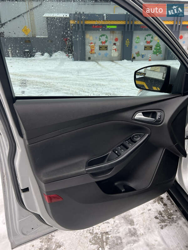 Седан Ford Focus 2016 в Харькове