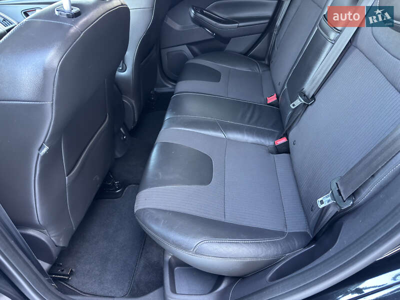 Хетчбек Ford Focus 2012 в Стрию фото 75 Хетчбек Ford Focus 2012 в Стрию