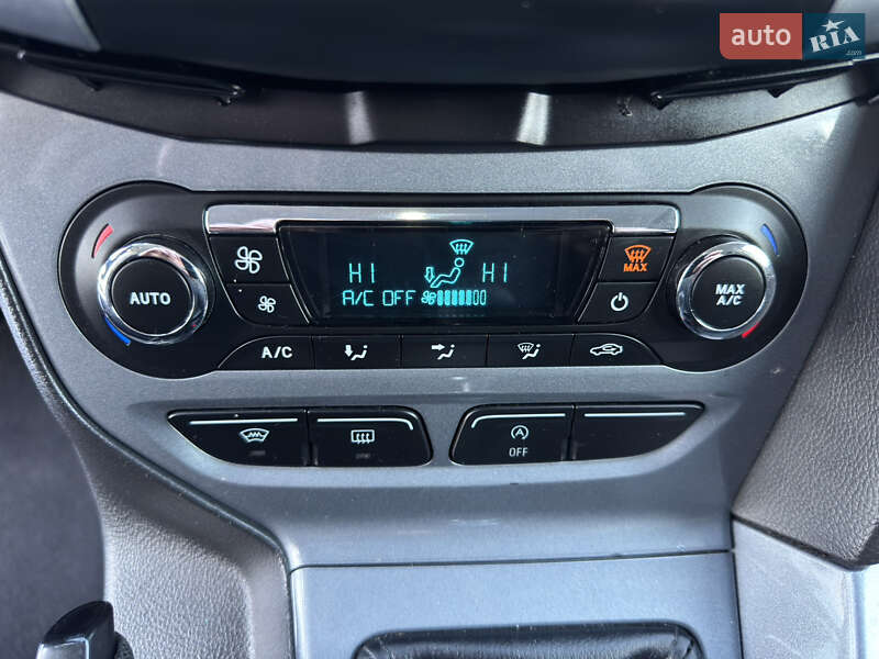Хетчбек Ford Focus 2012 в Стрию фото 103 Хетчбек Ford Focus 2012 в Стрию