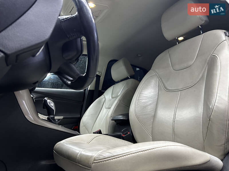 Хетчбек Ford Focus 2016 в Чернівцях