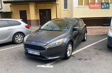 Хэтчбек Ford Focus 2015 в Стрые