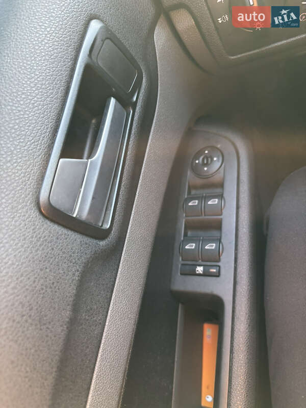 Хэтчбек Ford Focus 2007 в Полтаве