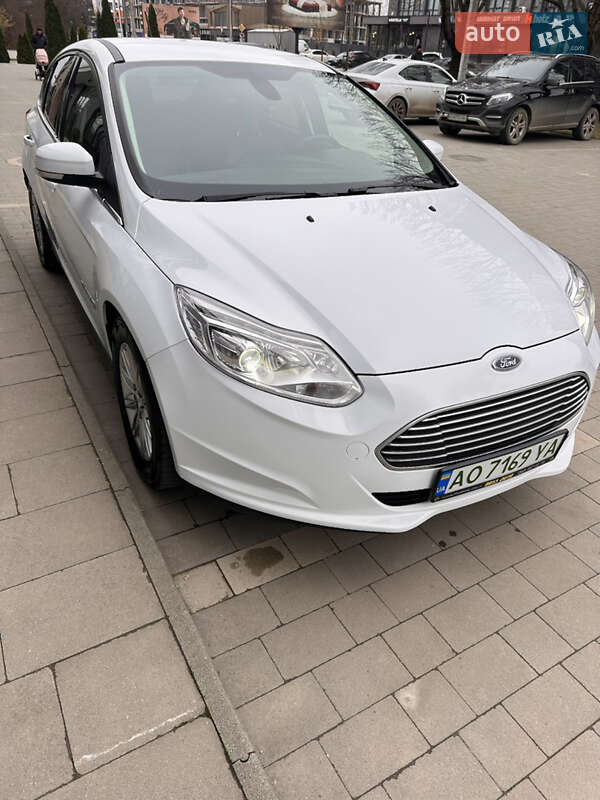 Хетчбек Ford Focus 2018 в Ужгороді