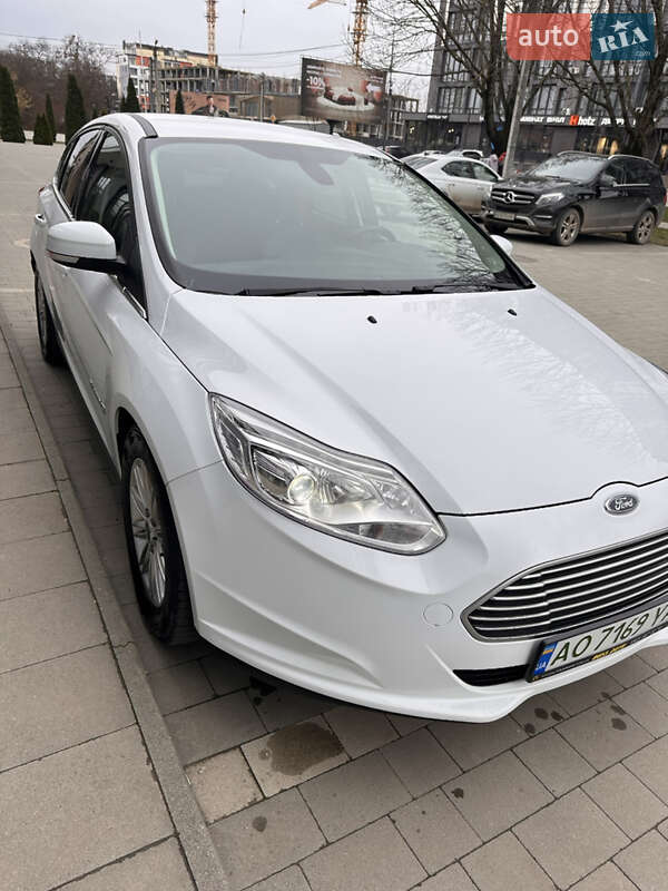 Хетчбек Ford Focus 2018 в Ужгороді
