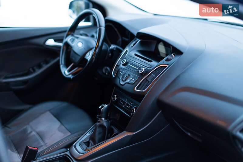 Хетчбек Ford Focus 2017 в Хмельницькому